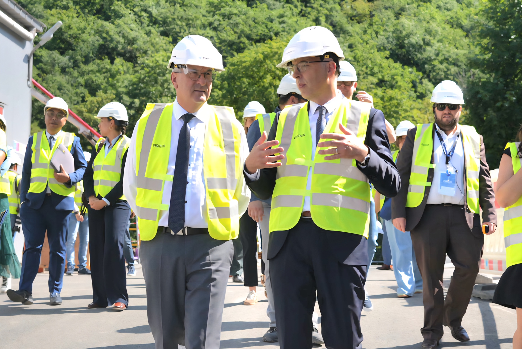 Pose de la première pierre pour Eurenco